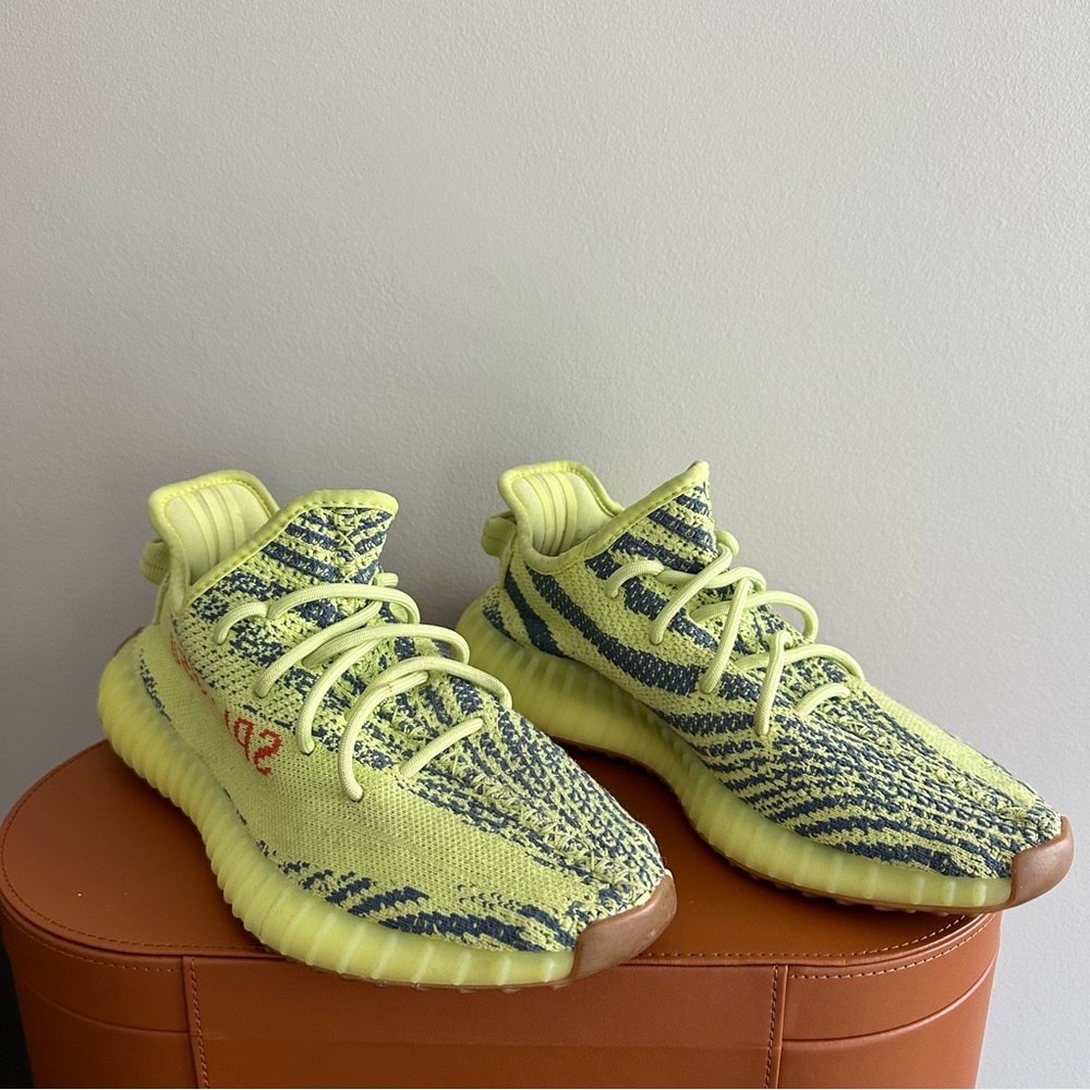 Adidas Yeezy Boost 350 V2 Semi Frozen Yellow - 7 size